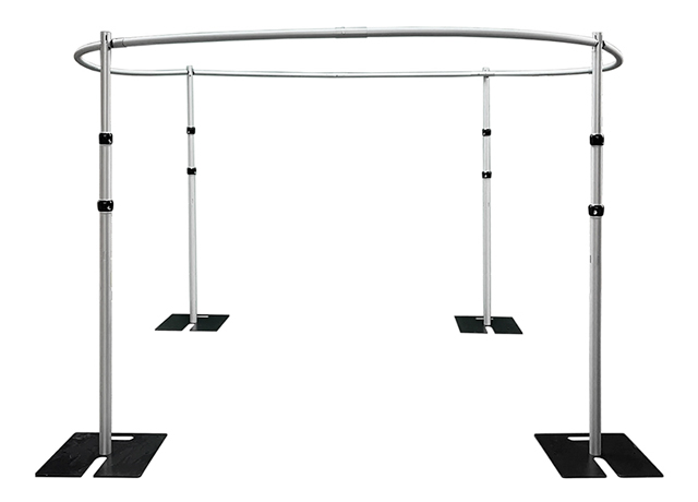 pipe and drape step repeat